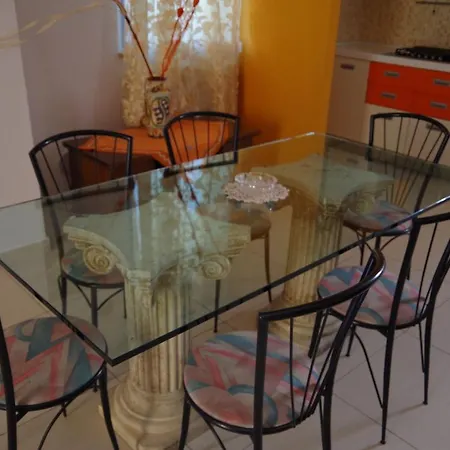 Appartamento Service Adina