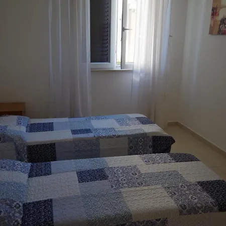 Service Adina Apartamento